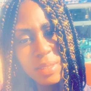 Meet your Posher, Alesia